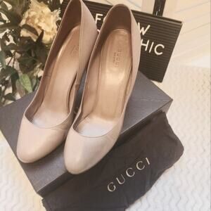 GUCCI BEIGE LEATHER PUMP SIZE 40 WITH BOX & DUSTBAG
